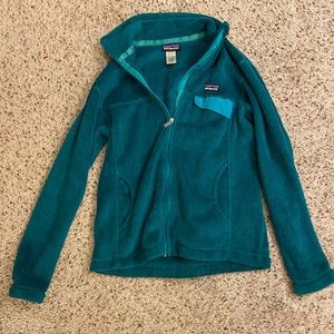 Green Patagonia fleece zip up sweatshirt